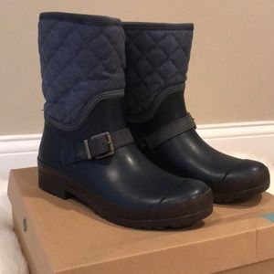 Sperry quilted rain boots!
